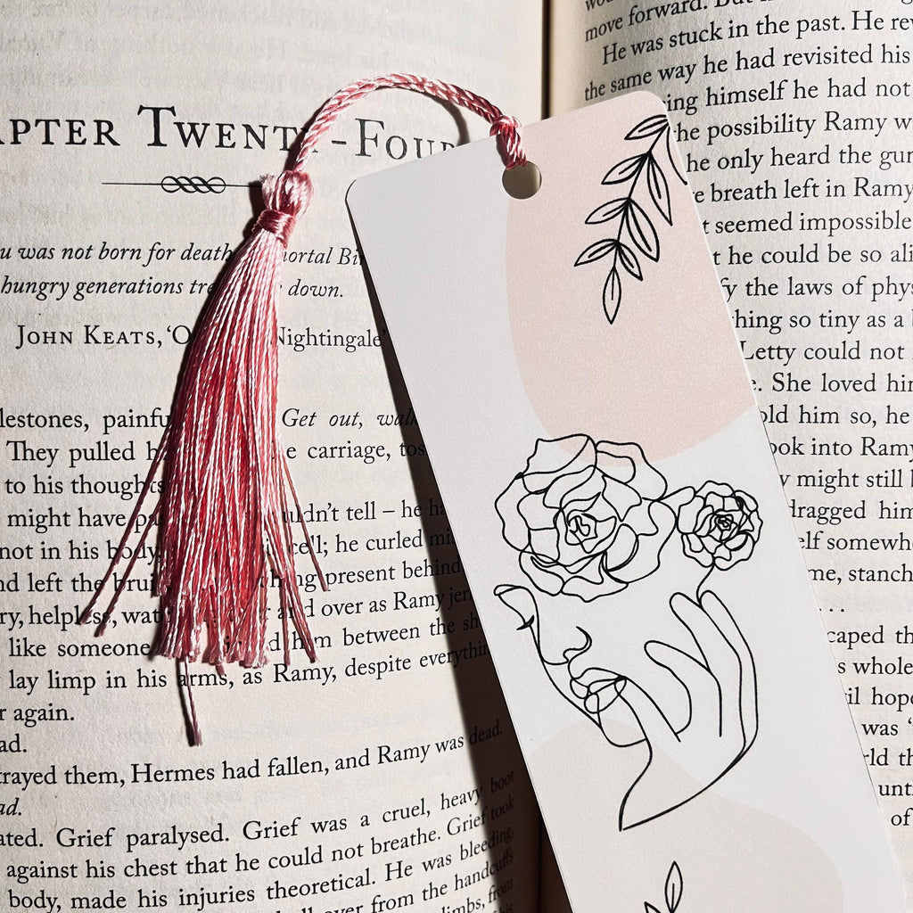 Floral One Line Art Bookmark, Elegant Design bookmark by Magic & Meaning